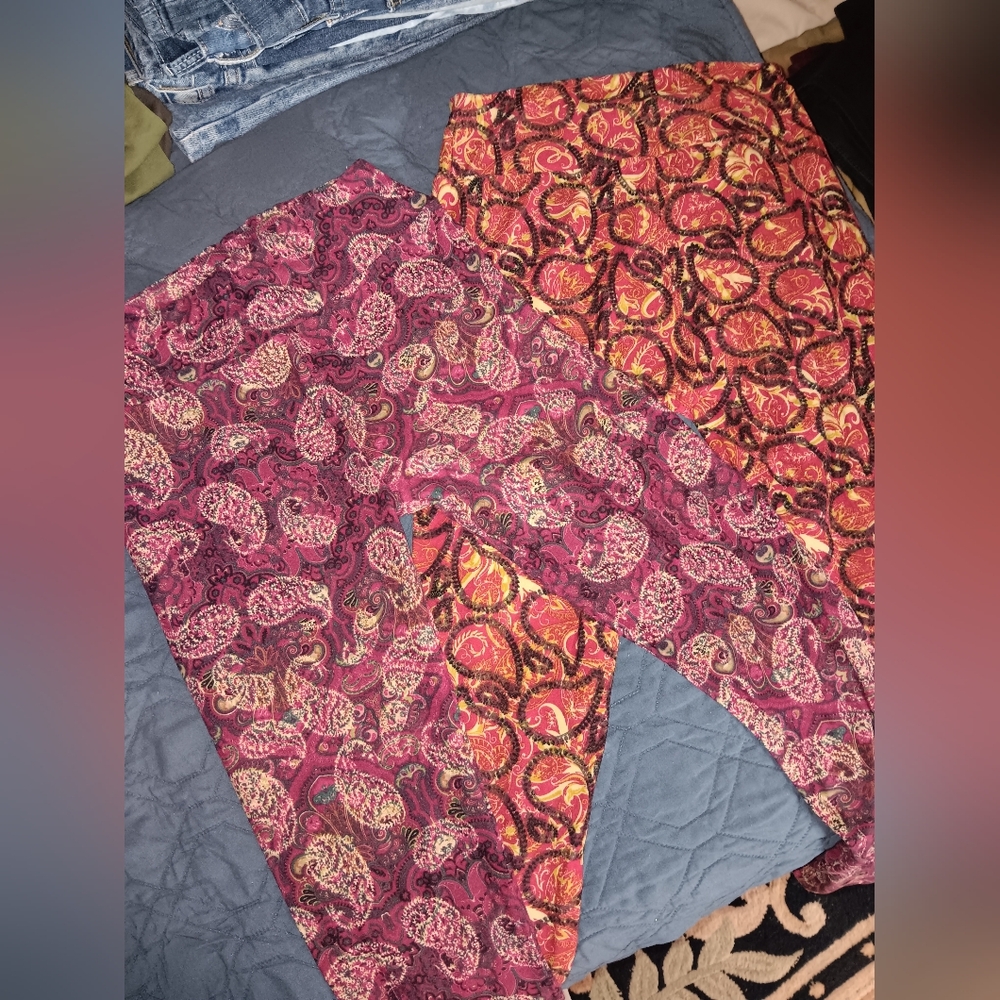 2 LULAROE Paisley Printed Leggings